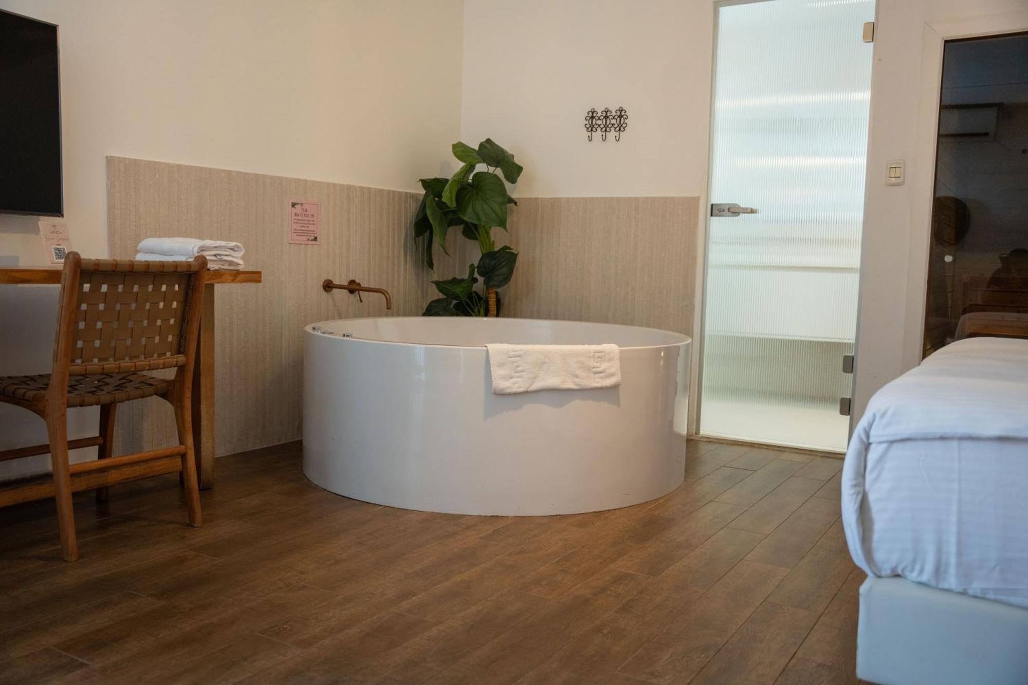 Estate Spa Boutique Hotel - Adults Only Rechovot Екстериор снимка